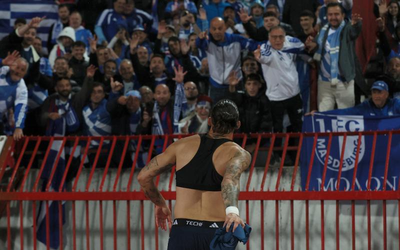 Grci u ekstazi: Više od 100.000 ljudi želi na Tumbu