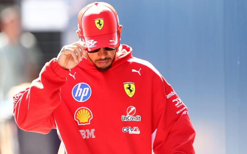 Hamilton demantovao da je tražio promene u Ferariju