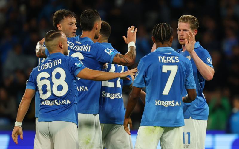 Ubedljiva pobeda Napolija i dva gola De Brujnea na stadionu Maradona