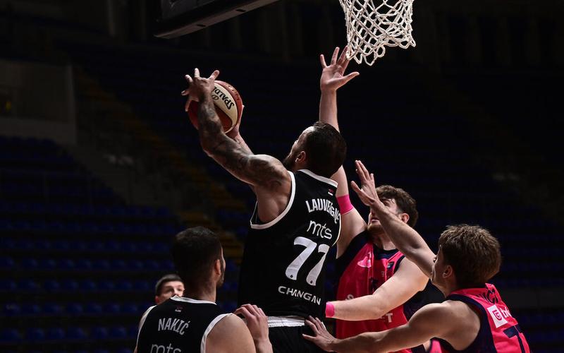Problemi za Partizan protiv Mege: Džons dobio rane faulove