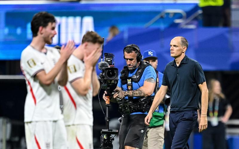 PUKLA SVLAČIONICA? Pet otkaza u 48 sati! Engleska bruji o pobuni protiv Tuhela!