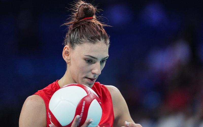 Tijana Bošković ponovo na vrhu: Vakifbank osvojio Superkup posle drame